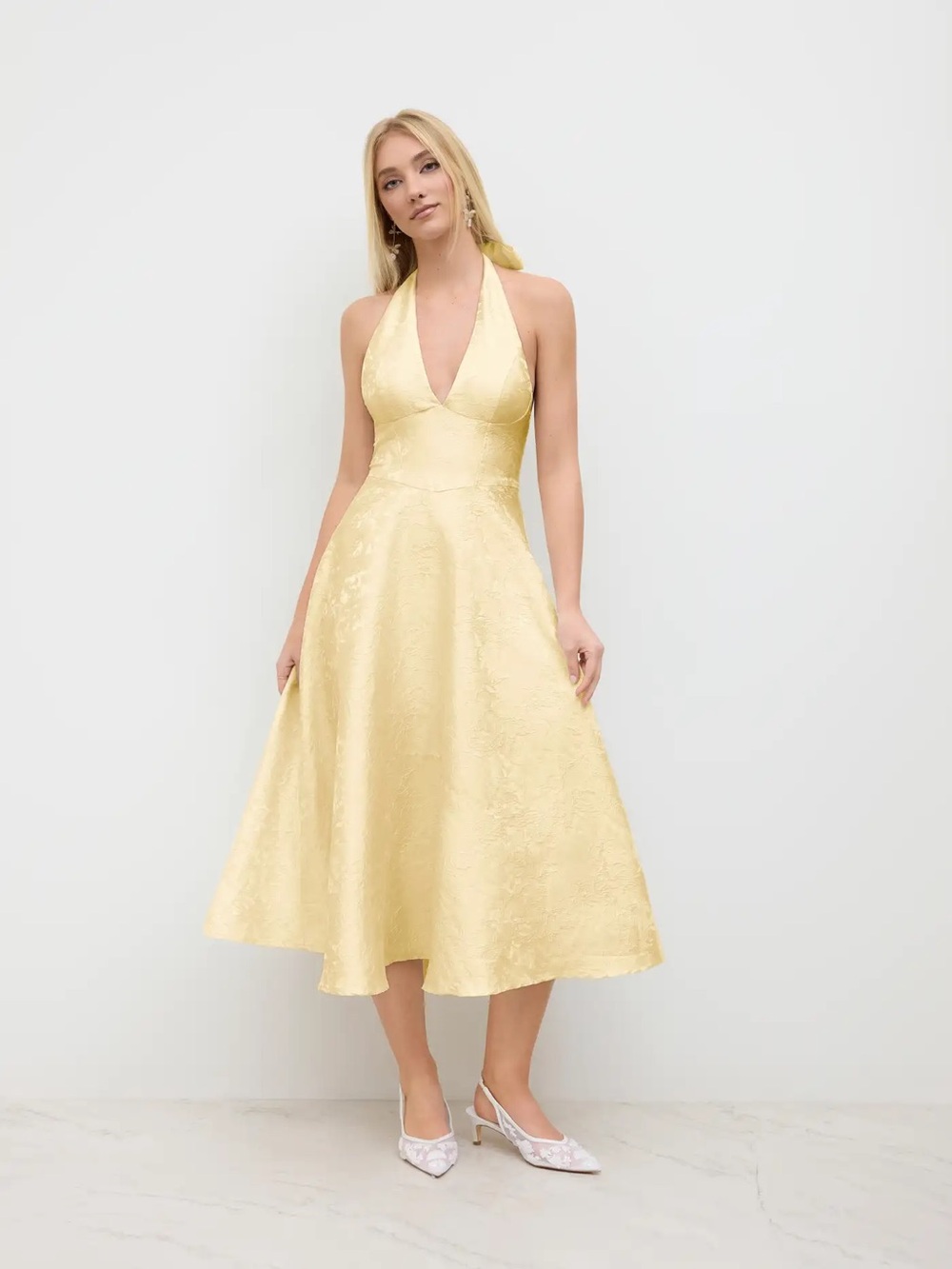 VIRAL CIDER JACQUARD SCULPTURAL HALTER NECKLINE FLORAL LACE UP MIDI DRESS